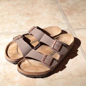 Brand New Birkenstock Arizona Mens 44